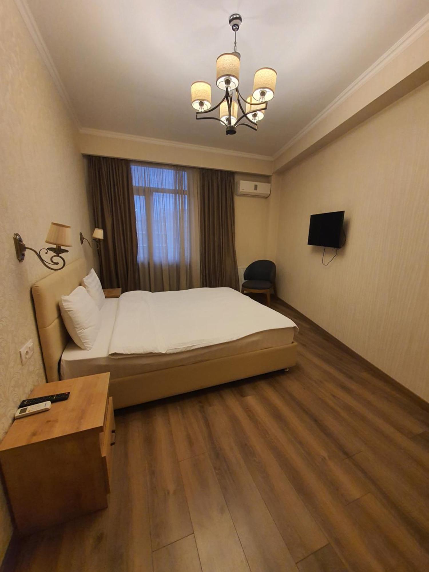 Dat Exx Apartments Tbilisi Rom bilde